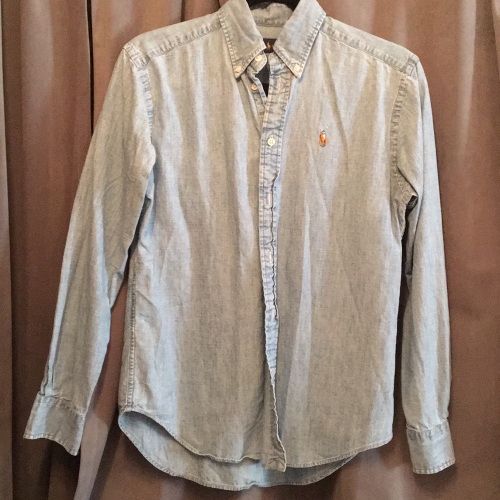 Denim like lightweight button up shirt